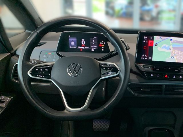 ID.3 PRO PERFORMANCE IQ.LIGHT+KAMERA+PANO+SITZHZ