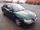Honda Accord  Sedan 1.8i - Honda: Sedan