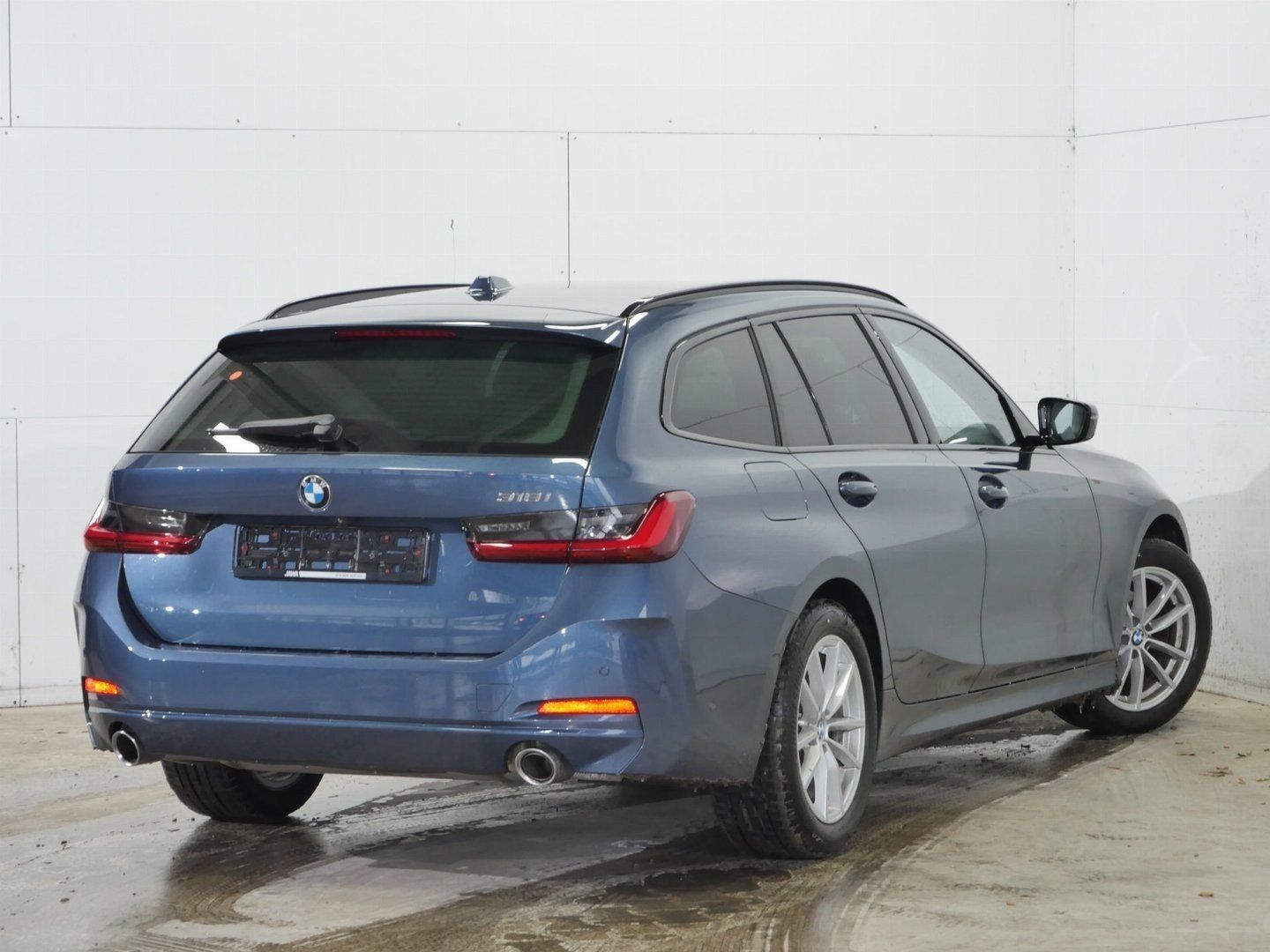 Fahrzeugabbildung BMW 318i |Driving Assistant |Komfortzugang |Sitzheiz