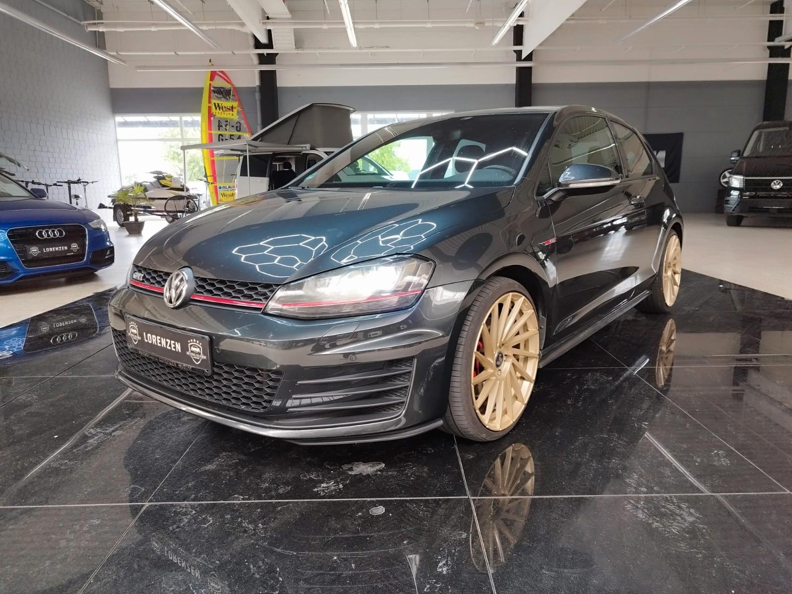 Volkswagen Golf VII Lim. GTI