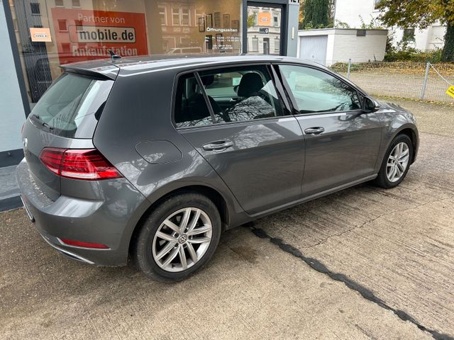 Fahrzeugabbildung Volkswagen Golf VII 1.5 Automatik+Navi+SHZ+Massagesitz+PDC+