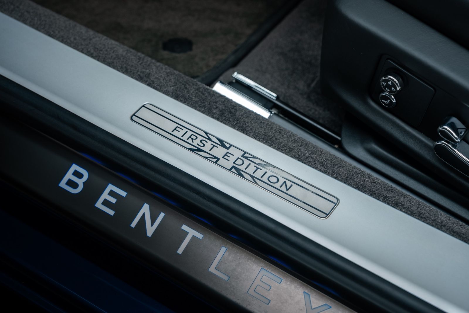 Fahrzeugabbildung Bentley Continental GT W12 FIRST EDITION/MULLINER/B&O
