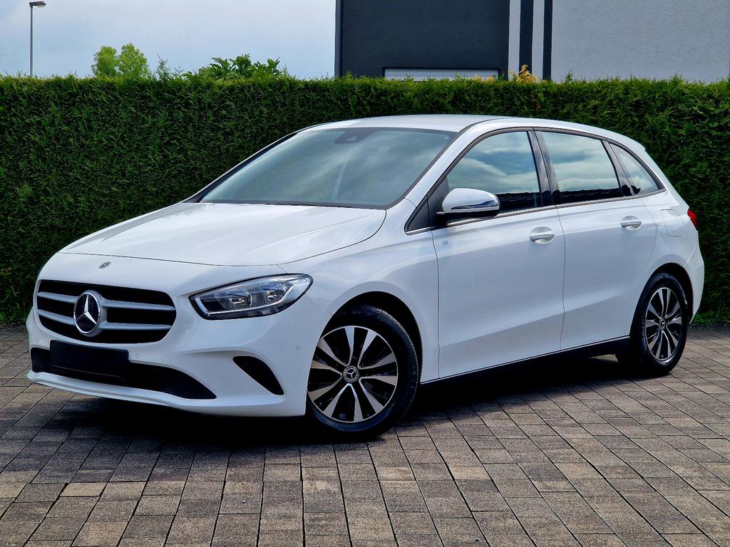 MercedesBenz B 180 Automatik Teilleder Navi 2020