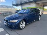BMW 318i Touring Automatik Sitzheizung AHK Tempomat - BMW 318 aus 2011: Kombi