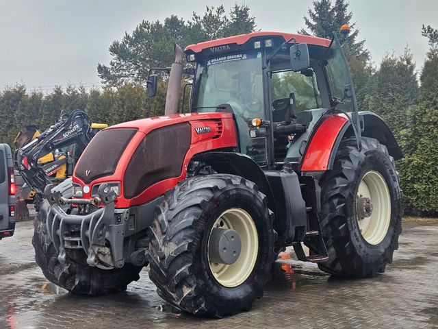 Valtra S232 / IMPORTED FROM FRANCE/ 8 300 MTH/ 230 KM