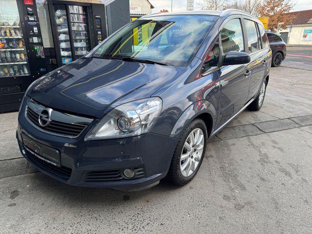 Opel Zafira B Sport /XENON/NAVI/ PDC/8 FACH BEREIFT