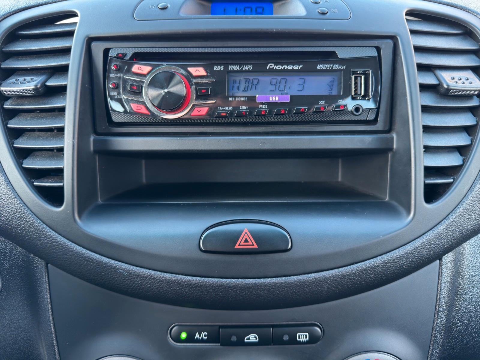 Hyundai i10 FIFA WM Edition (Tüv 07.2027 Service Neu)