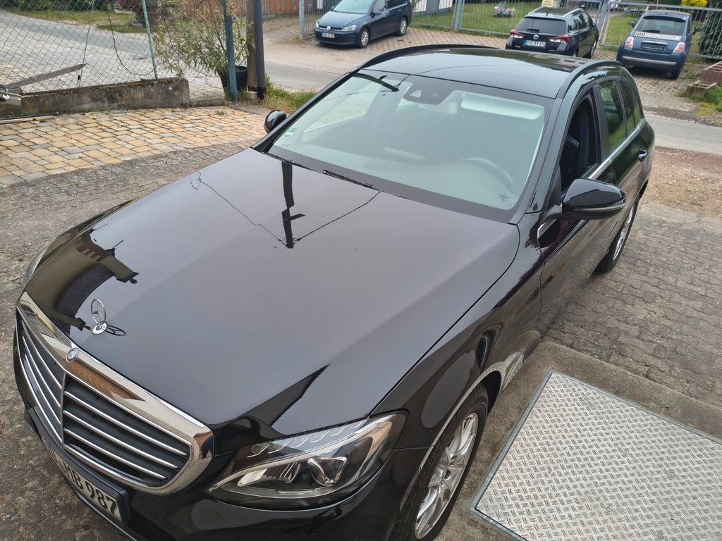 Image of Mercedes-Benz C 200