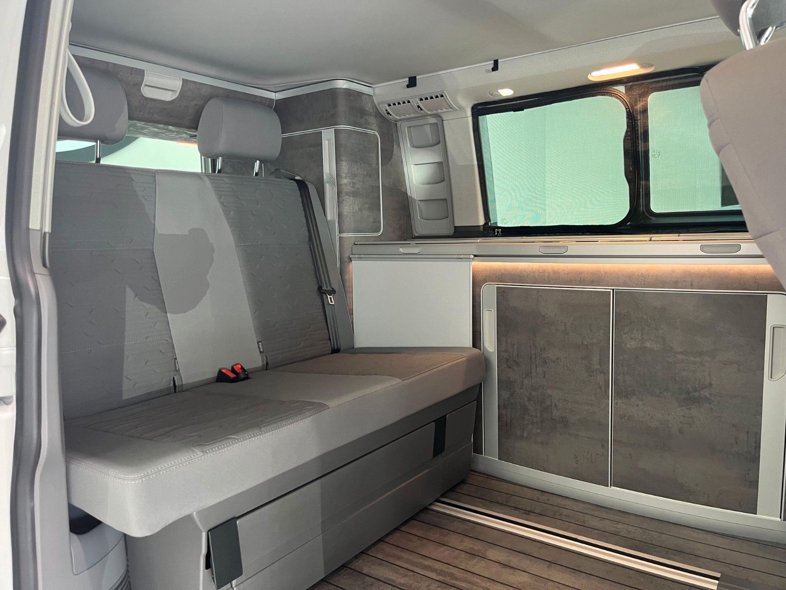 Fahrzeugabbildung Volkswagen T6 California 2.0 TDI Ocean Edition*Virtual*RFK*