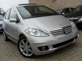 Mercedes-Benz A 200 Avantgarde / Automatik /  Parktronic - Mercedes-Benz A 200: Avantgarde