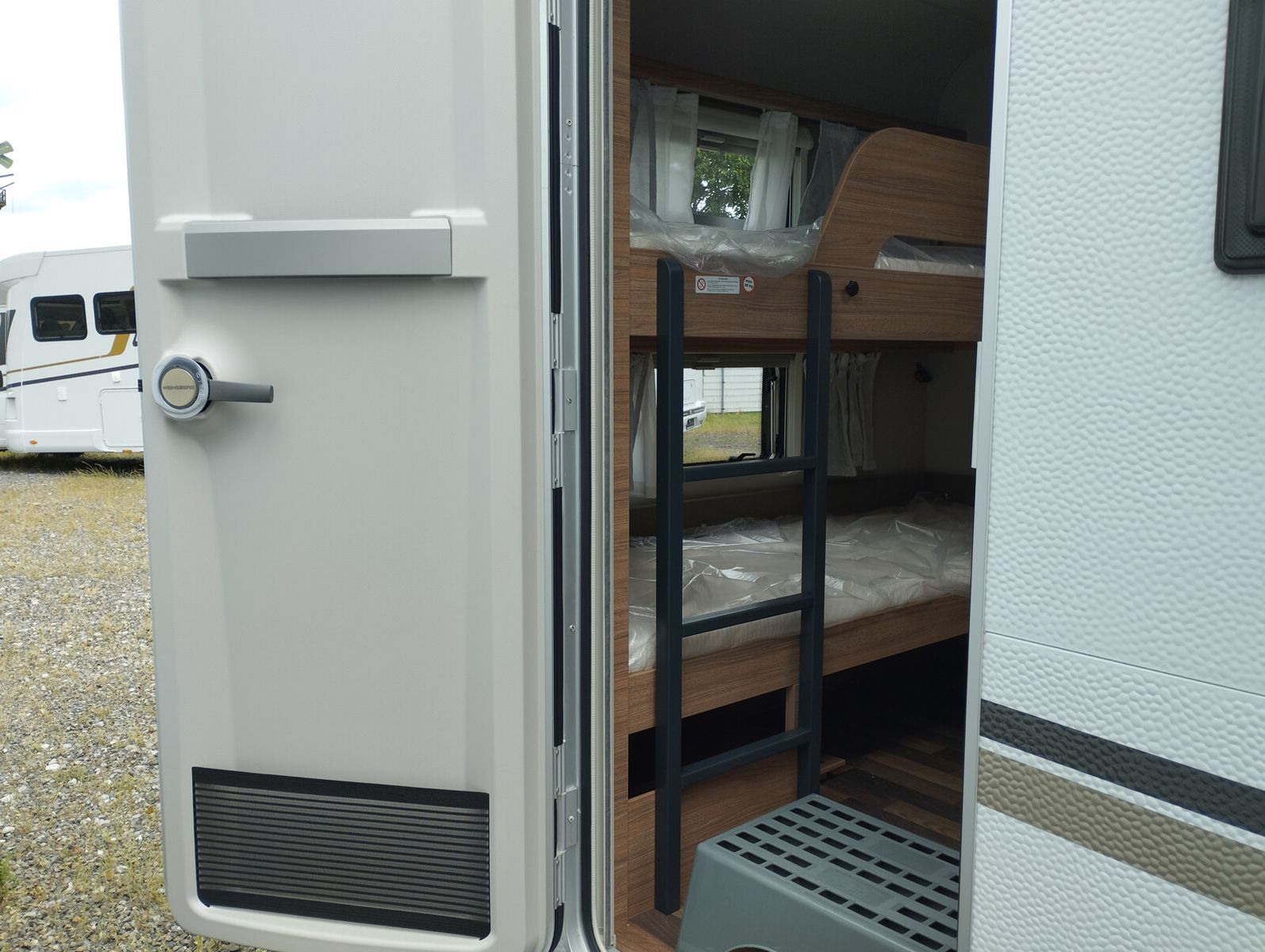 Fahrzeugabbildung Weinsberg CaraOne 500 FDK Abverkauf! 6.239 EUR Vorteil!