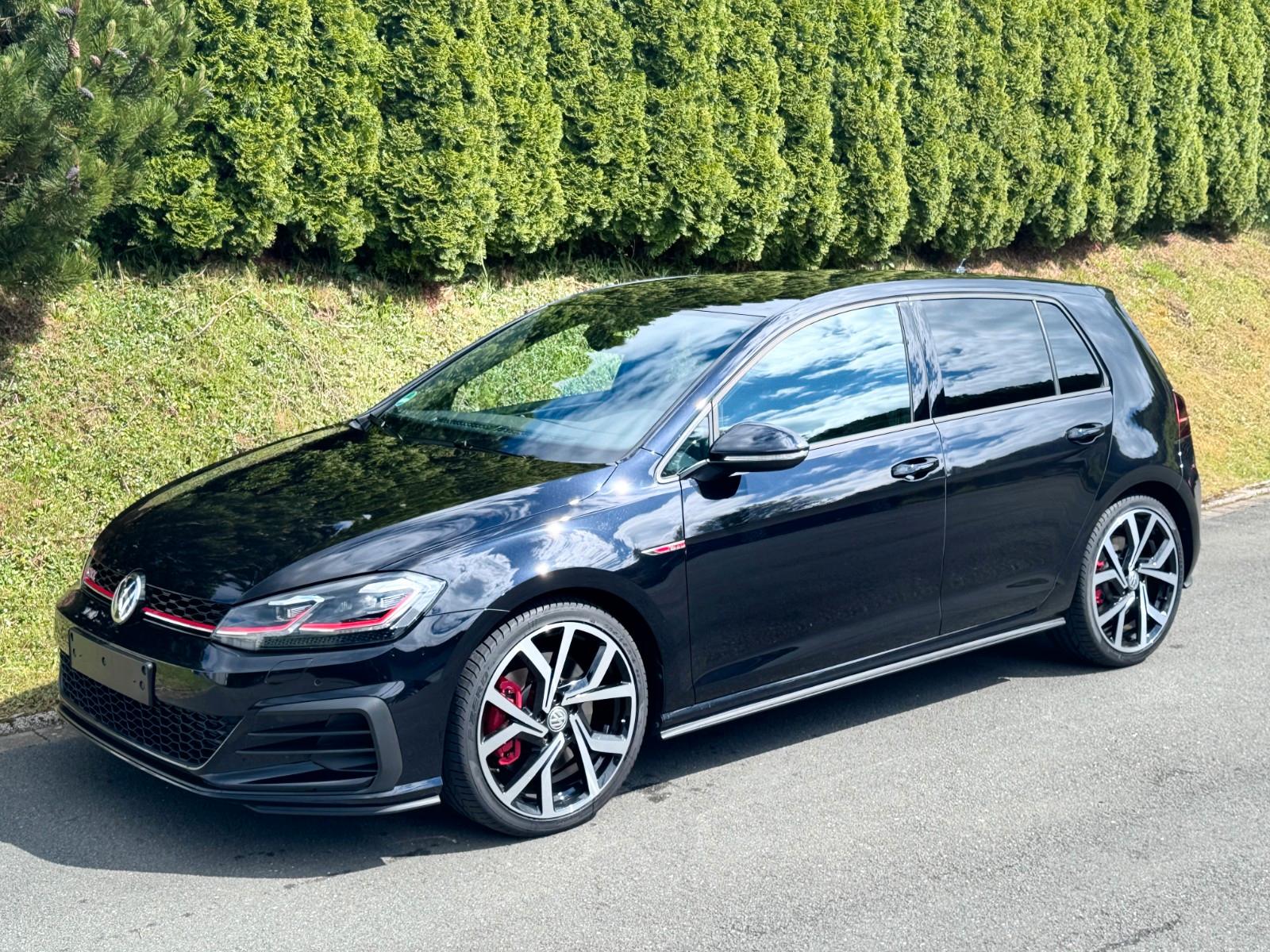 Volkswagen Golf VII GTI Performance | 11.631km | VC |1.Hand