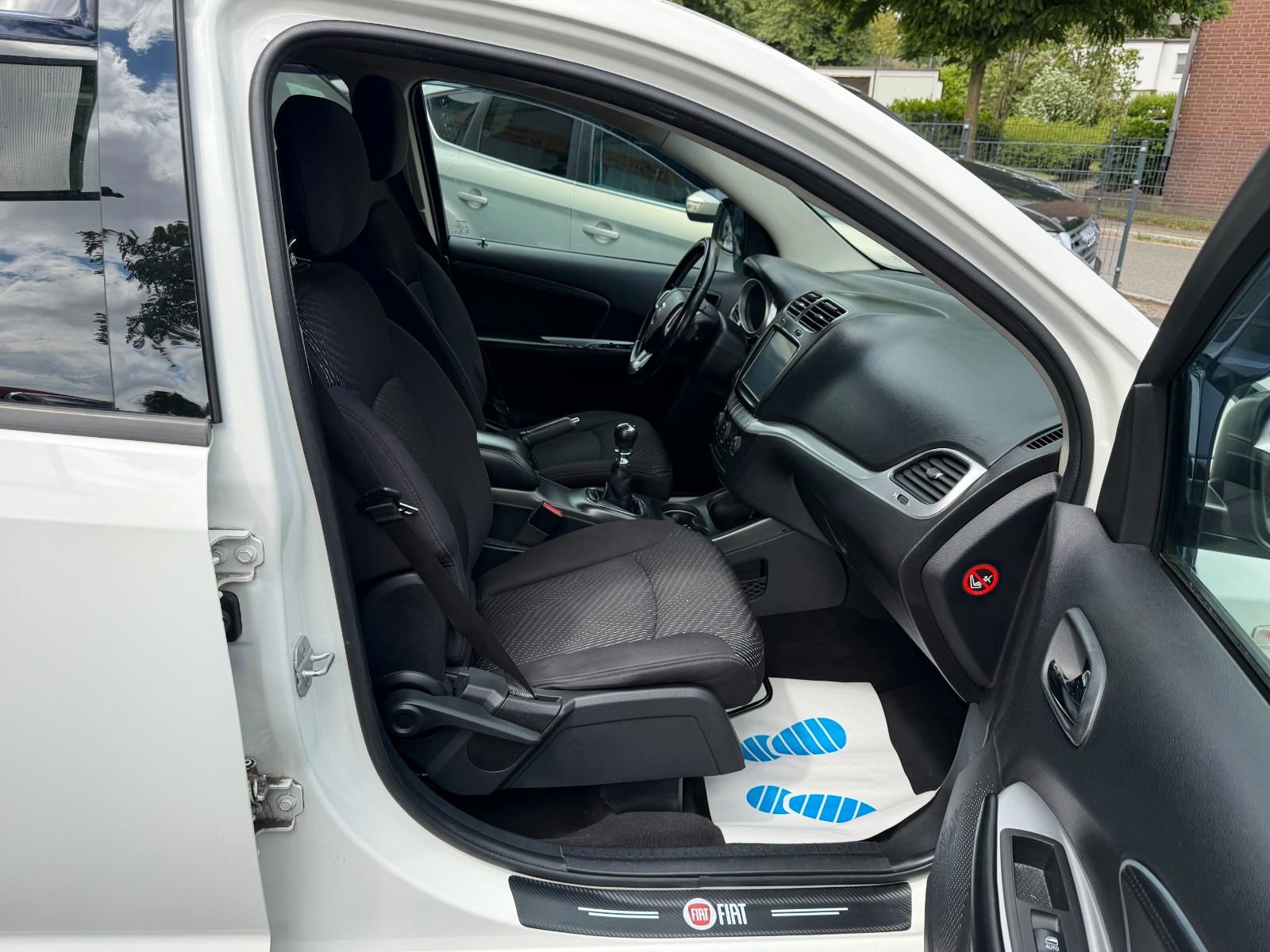 Fiat Freemont AHK/PDC/ALLWETTER/7-SITZER/TÜV 05.2028