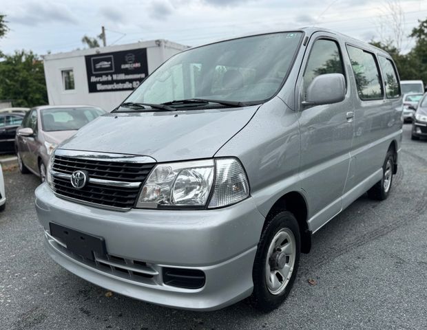 Toyota HIACE Bus GL 2,5 D-4D 120 4WD