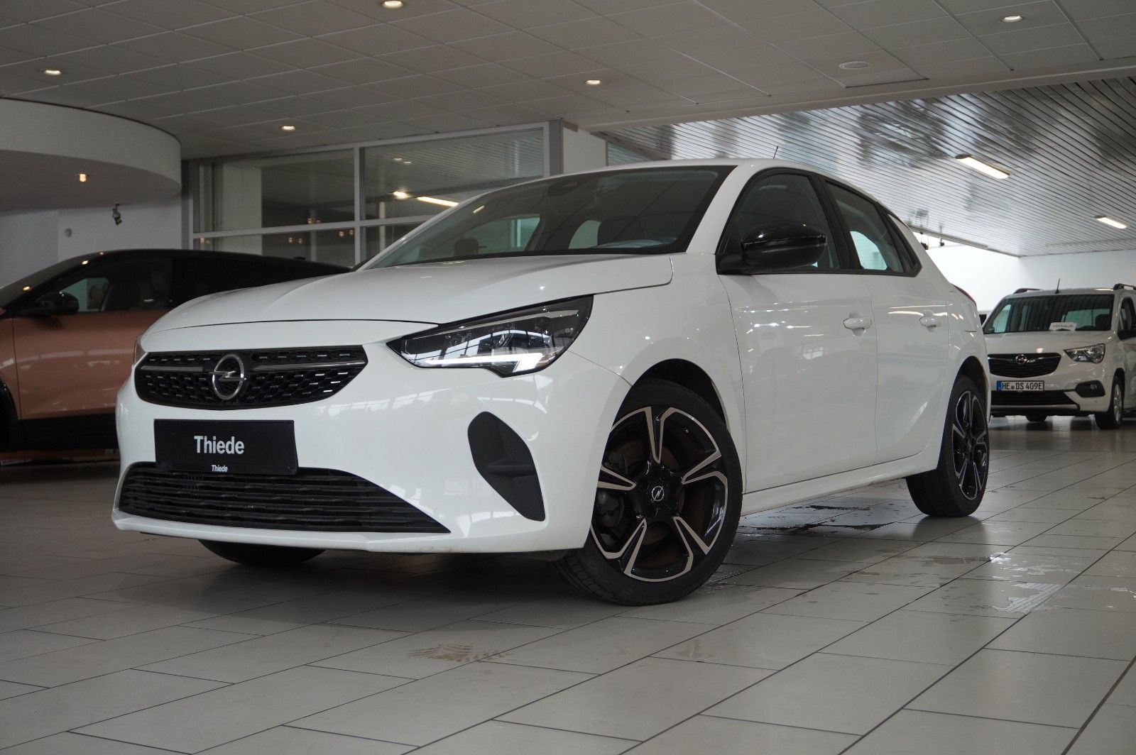 Fahrzeugabbildung Opel Corsa F 1.2 ELEGANCE NAVI/LED/VIRTUAL/SPORT/DAB+