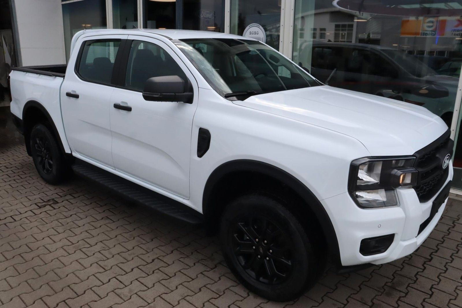 Ford Ranger XLT DOKA 3.0EcoBl. 4x4 ACC AHK 0,0% FIN* imagem 2