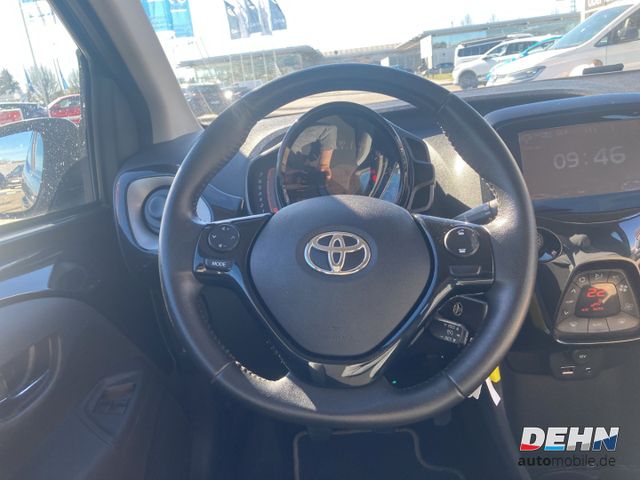 Toyota Aygo 1.0 X-Clusiv Klimaaut. Kamera