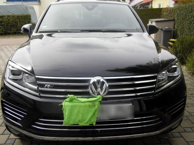 Volkswagen VW Touareg R-Line, 3.0,SCR Tiptronic Execu...