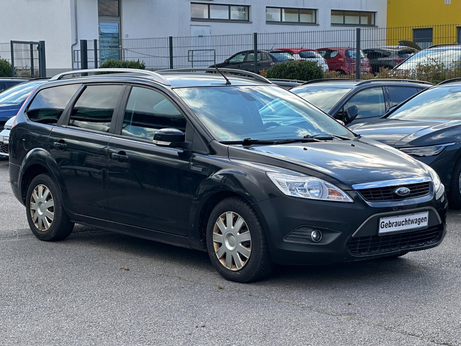 Ford Focus 2008 — rear view