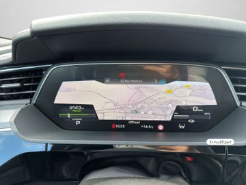 Audi Q8 e-tron - 10