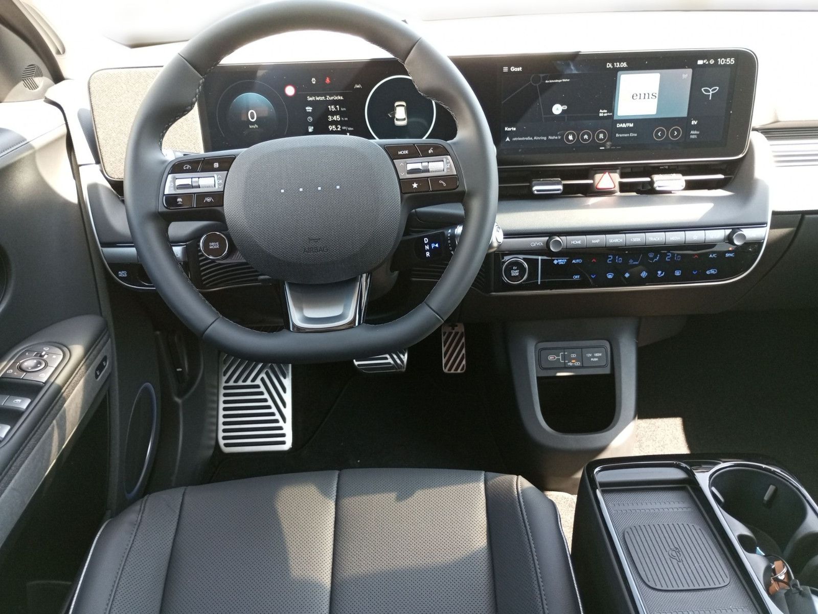 Fahrzeugabbildung Hyundai IONIQ 5 84kWh Uniq Relax Paket