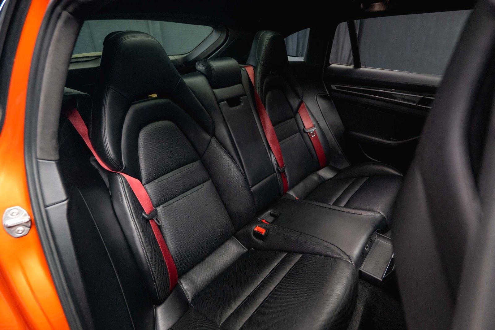 Fahrzeugabbildung Porsche Panamera Turismo 4 E-Hybrid Sport-Design *Pano*