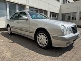 Mercedes-Benz E 280 w210 Tüv Inspektion neu youngtimer  - Mercedes-Benz: W210