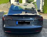 Tesla Model 3 Allradantrieb mit Dualmotor Long Ran... - gebrauchte Tesla Model 3 aus dem Jahr 2023