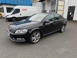 Volkswagen Passat 2.0 TSI DSG Highline Highline - Volkswagen Passat aus 2011: Highline