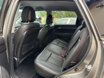 KIA Sorento - 9