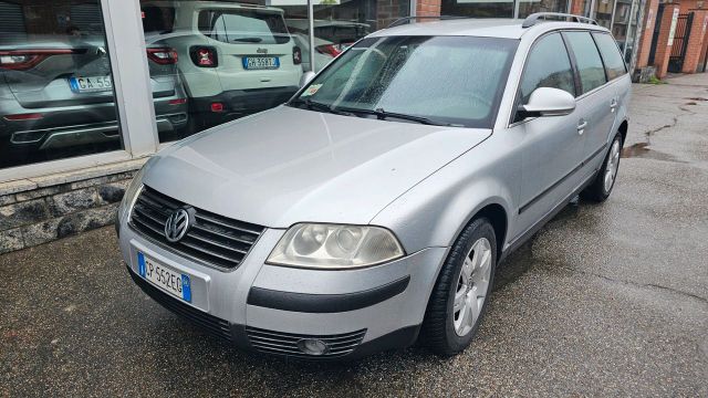 Volkswagen Passat 1.9 TDI/130 CV cat Var. C.line