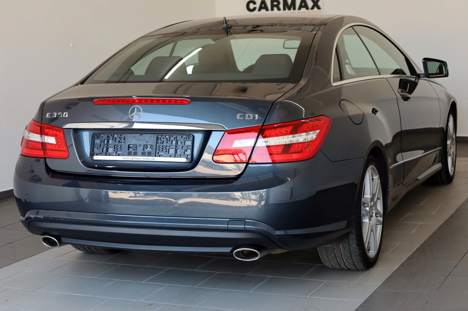 Fahrzeugabbildung Mercedes-Benz E 350 CDI Coupe BE AMG Line,Leder,Navi,Xenon