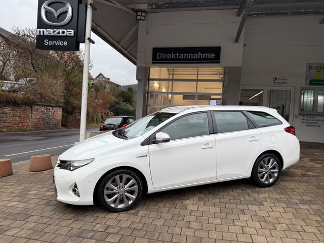 Toyota Auris Touring Sports Hybrid Executive 67650Km