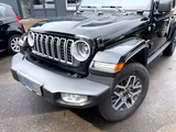 Jeep Wrangler ICE MY24 Sahara, neue Reifen+Inspektion - Jeep Wrangler: Schwarz