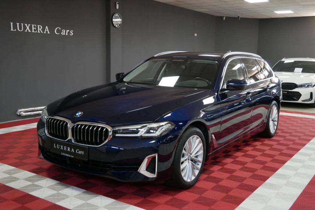 BMW 530i xDrive Touring Luxury Line AHK HuD Stdhzg 2022