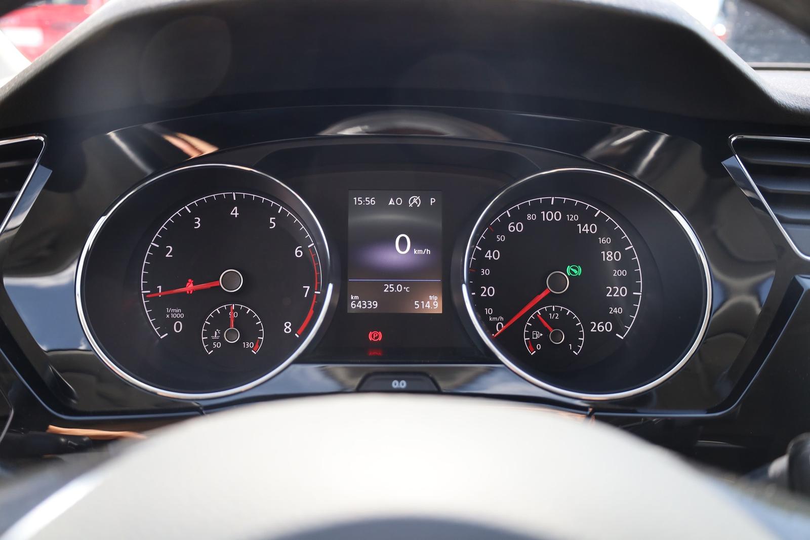 Volkswagen Touran 1.5 TSI DSG Highline LED Navi Sitzheizung, миниатюра 23