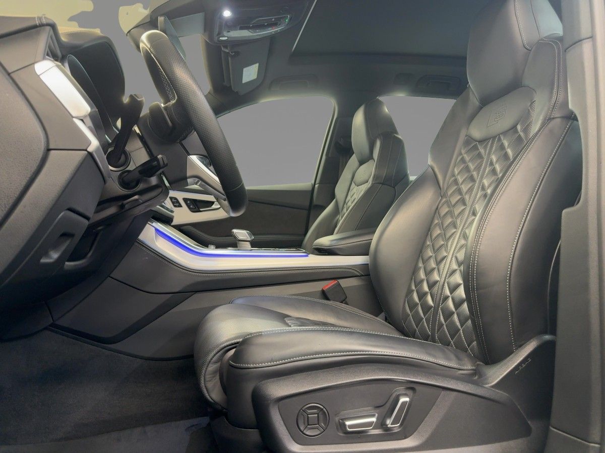 Audi SQ7 - Bild 7