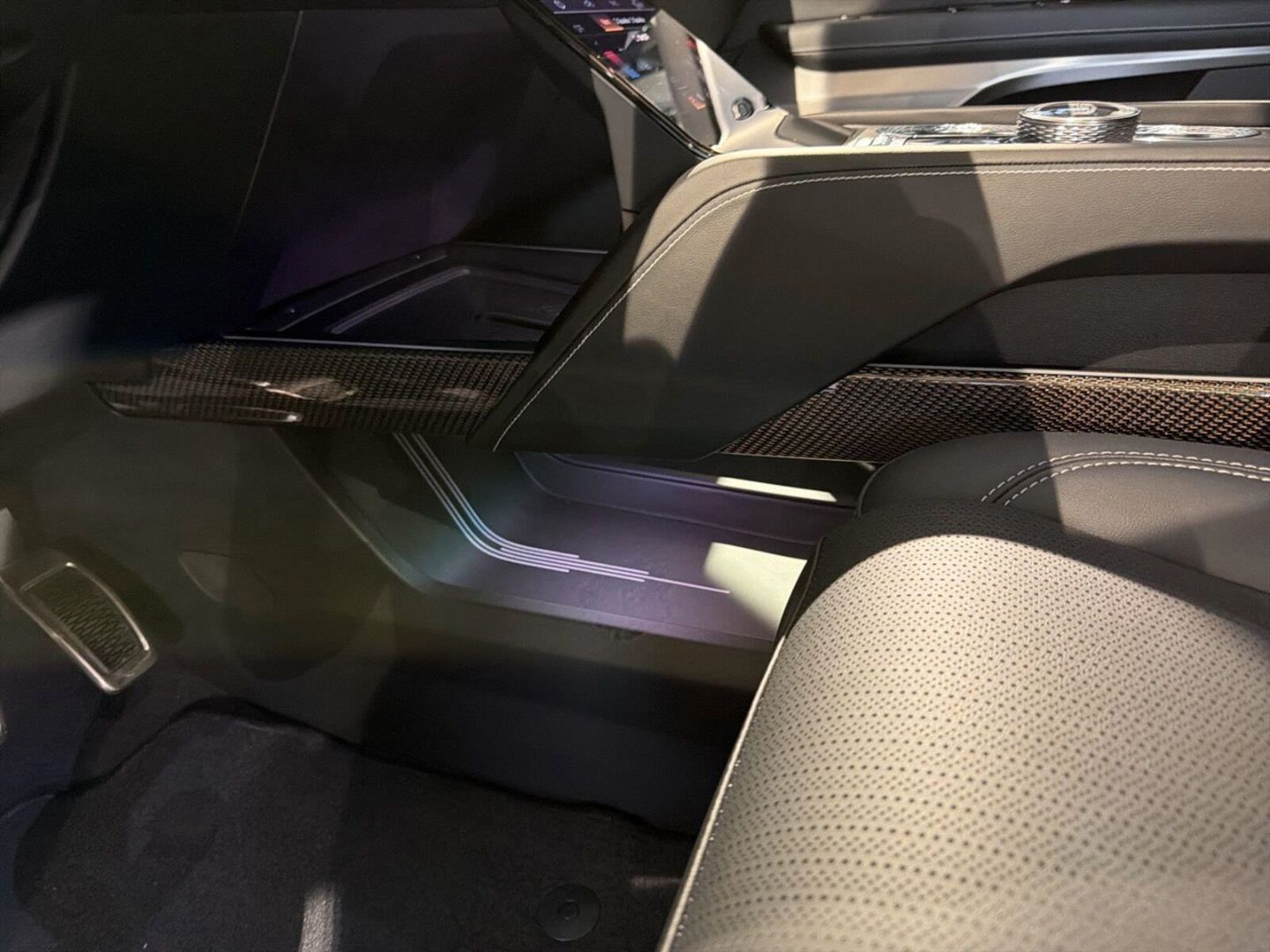 Fahrzeugabbildung Cadillac VISTIQ 452 kW AWD Sport 7-Sitzer