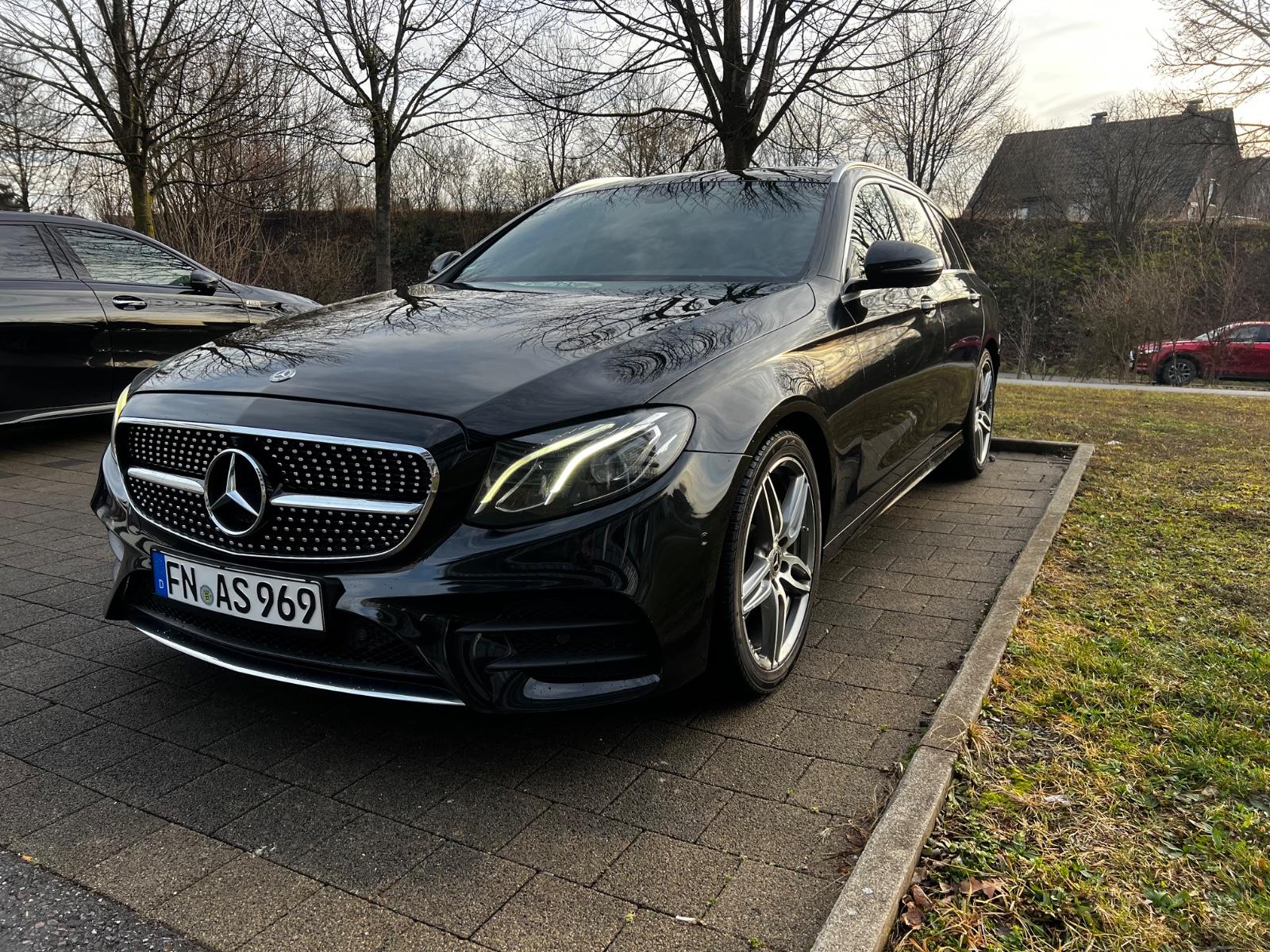 Mercedes-Benz E 220 d T Autom. AMG Line