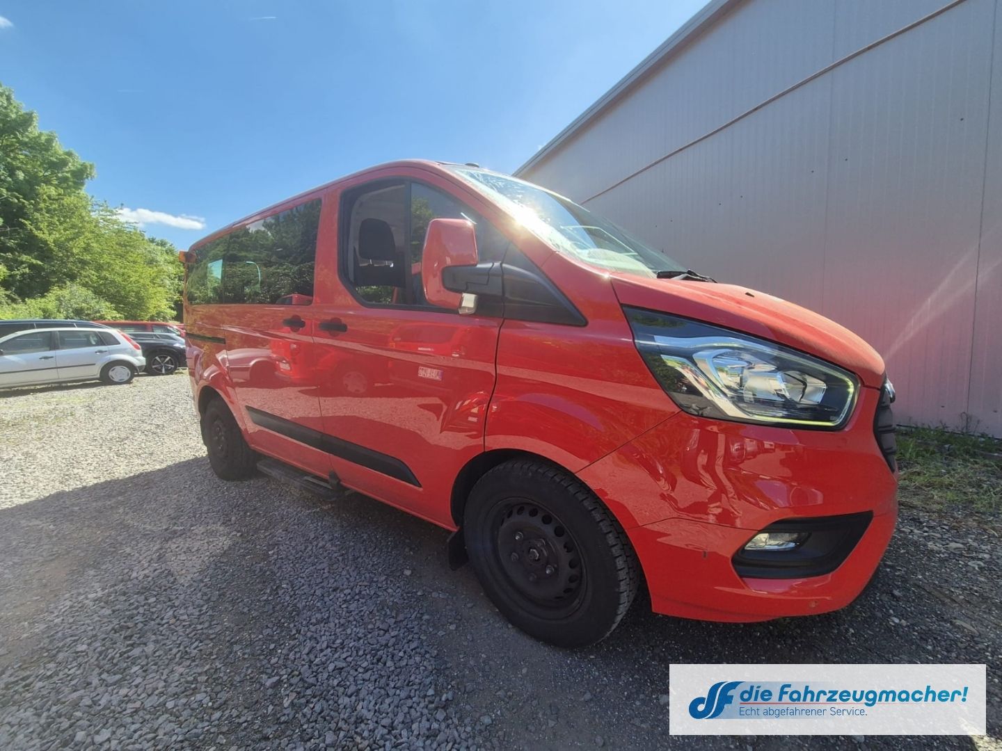 Fahrzeugabbildung Ford Transit Custom Kombi 320 L1 *UNFALLWAGEN *3201