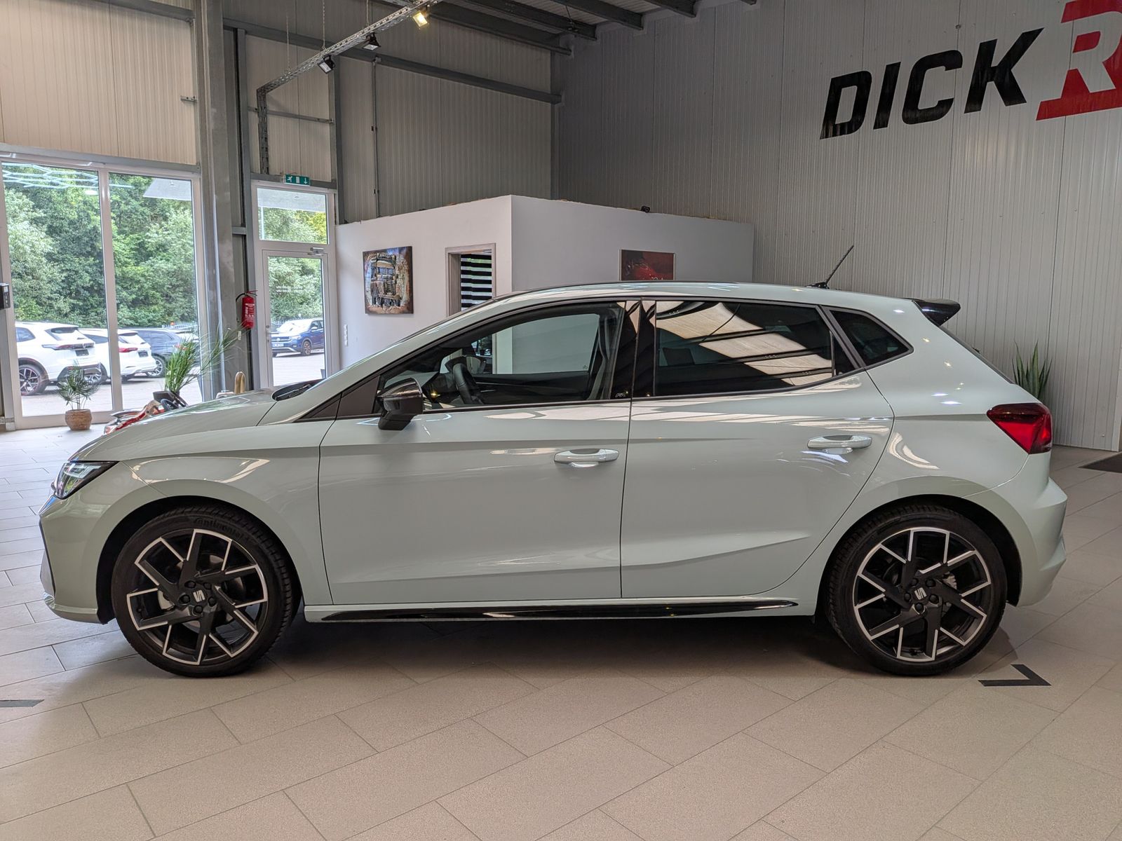 Fahrzeugabbildung SEAT Ibiza 1.5 TSI FR Black Edition ACC Cam SHz Pano