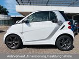 Smart ForTwo Passion AUTOM/SERVO/PANI/KLIMA/ALLWETTER - Smart Gebrauchtwagen in Düsseldorf