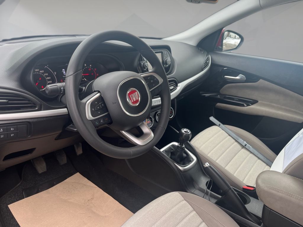 Fiat Tipo 1.6 Multijet Lounge – Bild 11