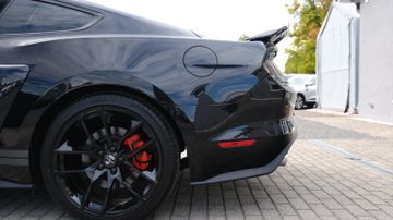 Ford Mustang - 10