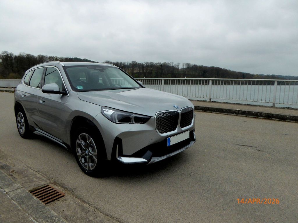 Image of BMW iX1