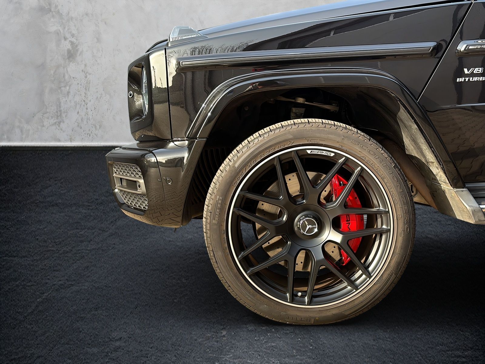 Fahrzeugabbildung Mercedes-Benz G 63 AMG NIGHT GSHD 360° BURMESTER AHK MULTIBEAM
