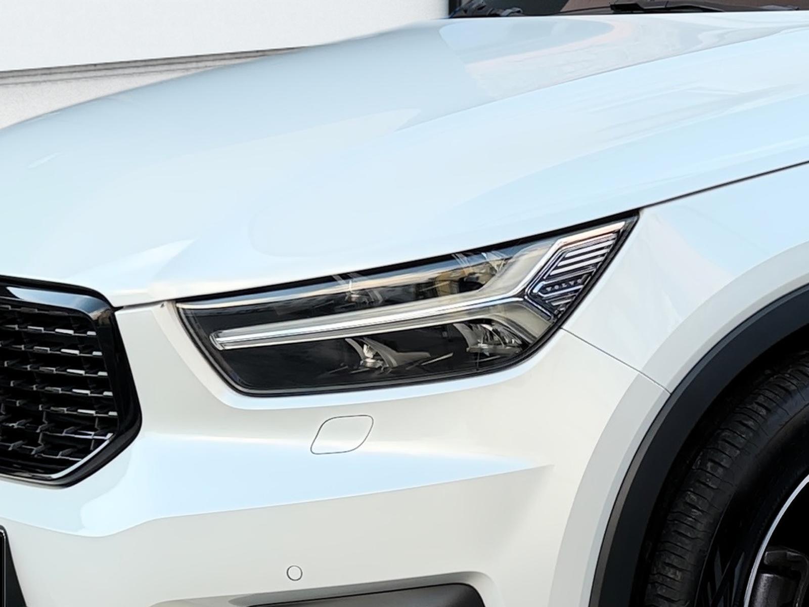 Volvo XC40 R Design 2WD Pano*Kamer*ToTWink*ACC*1.J.Gar
