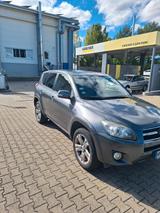 Toyota SEHR GEPFLEGTER TOYOTA RAV4 - Toyota 4-Runner Diesel Gebrauchtwagen