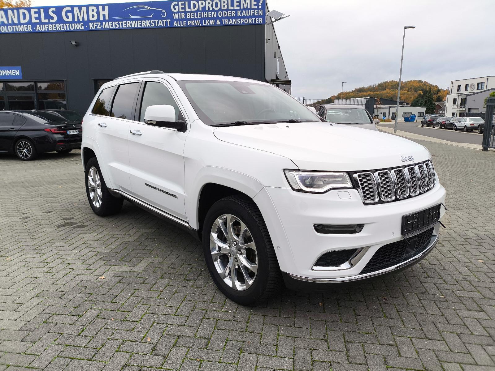 Jeep Grand Cherokee 3.0 CRD Summit,,LEDER,NAVI,PDC+