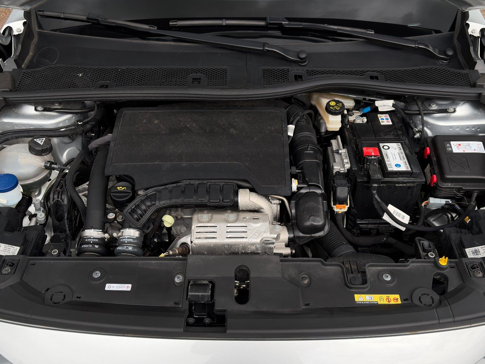 Fahrzeugabbildung Opel Corsa F 1.2 DIT S&S Elegance TEMP. NAV LHZ PDC